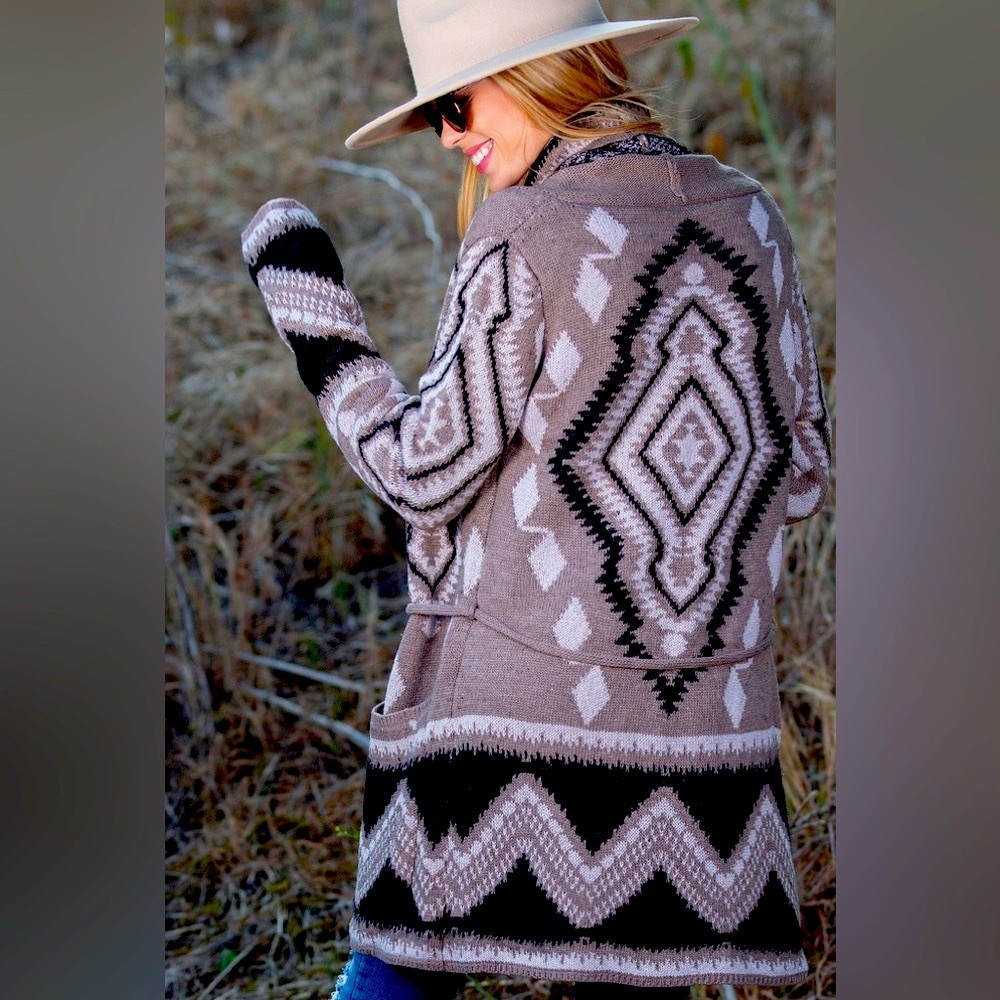 New Long Aztec Print Knit Cardigan Last One! - Picture 1 of 8